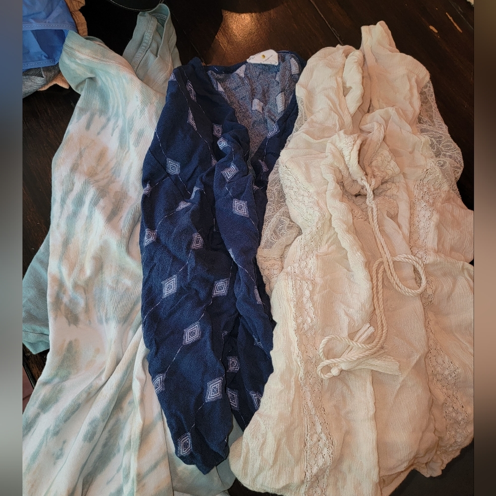 Bundle..pink american eagle